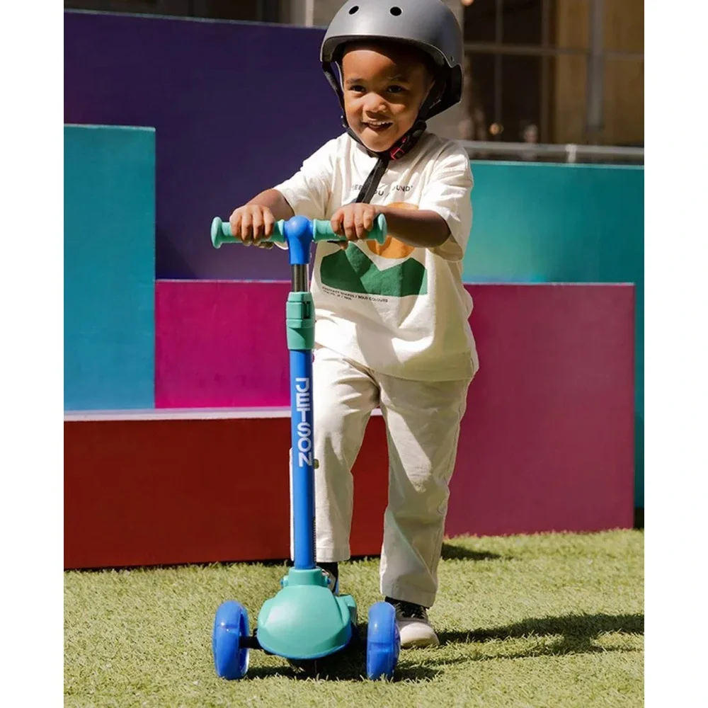 NIB JETSON GEM LEARN & GROW‎ KICK SCOOTER - BLUE/GREEN- ADJUSTABLE & LIGHTS UP